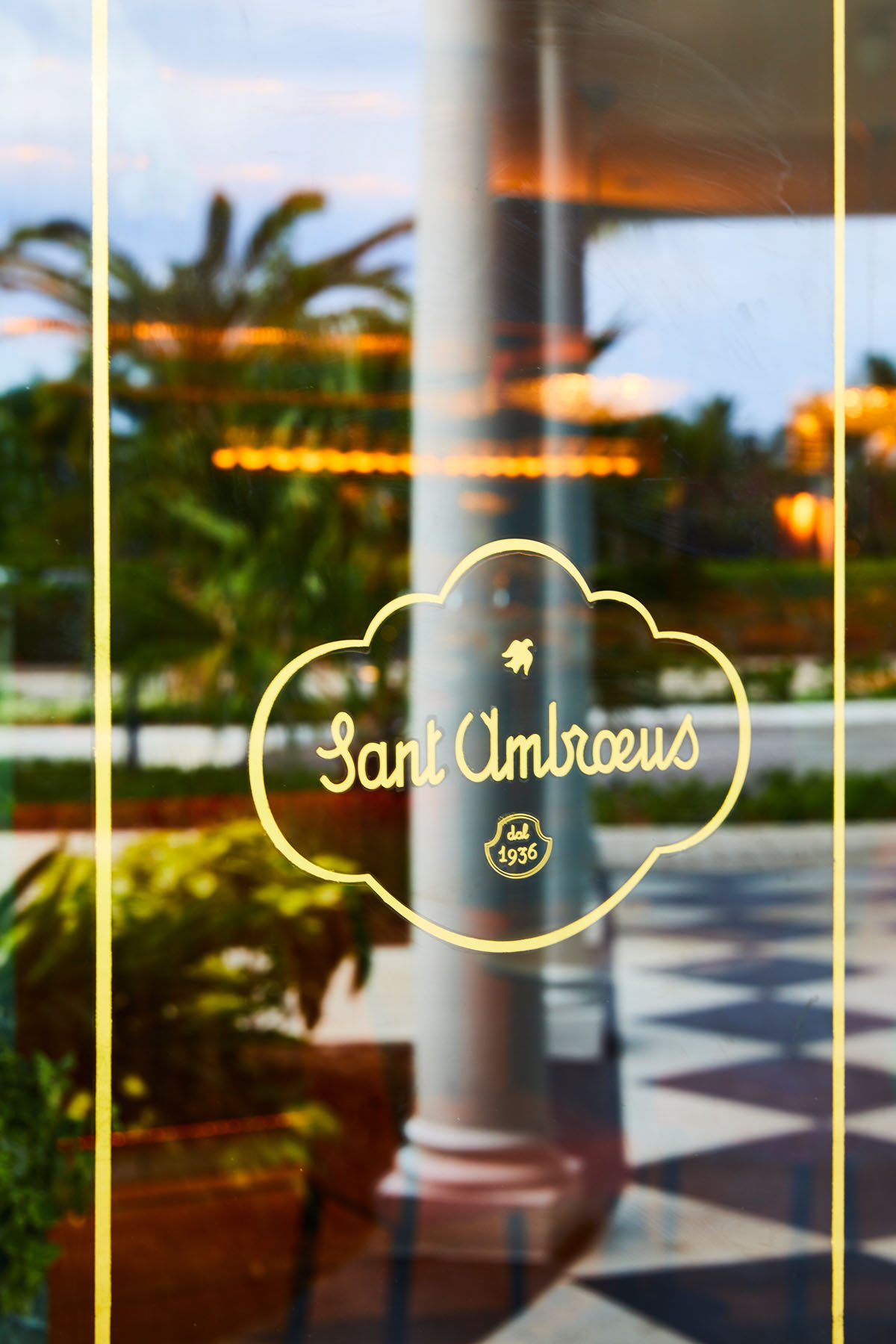 Sant_Ambroeus_PB_Exterior_Signage_005